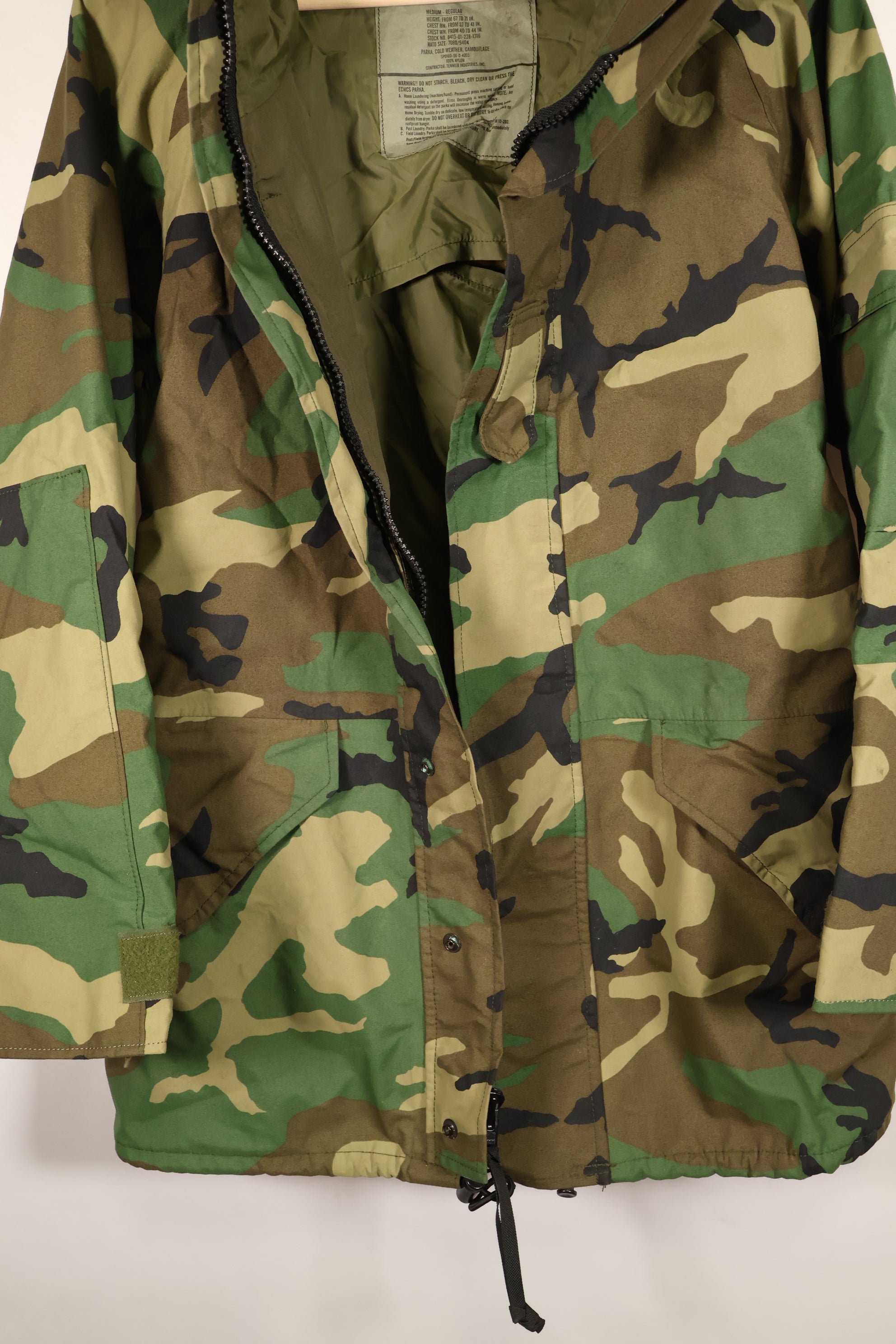 1998 Contract, M-R, U.S. Military, ECWCS Gen 1, Gore-Tex Parka, Used