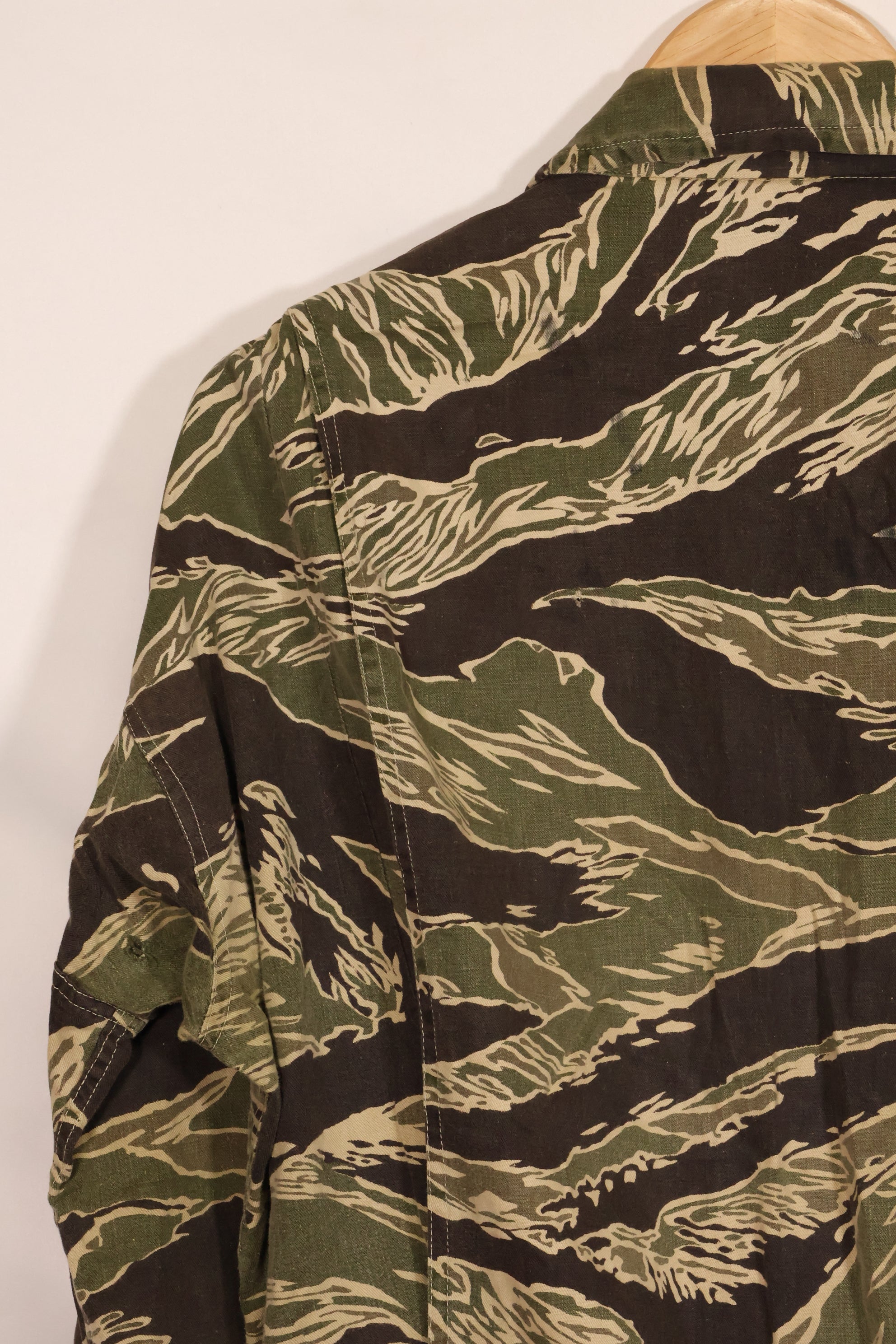 1960s 42R Okinawa Tiger Pattern Tiger Stripe Flight Suit, used, zipper damaged.