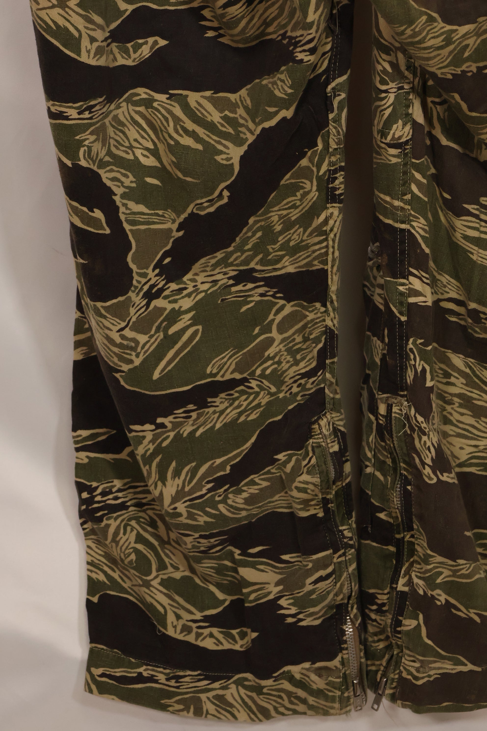 1960s 42R Okinawa Tiger Pattern Tiger Stripe Flight Suit, used, zipper damaged.