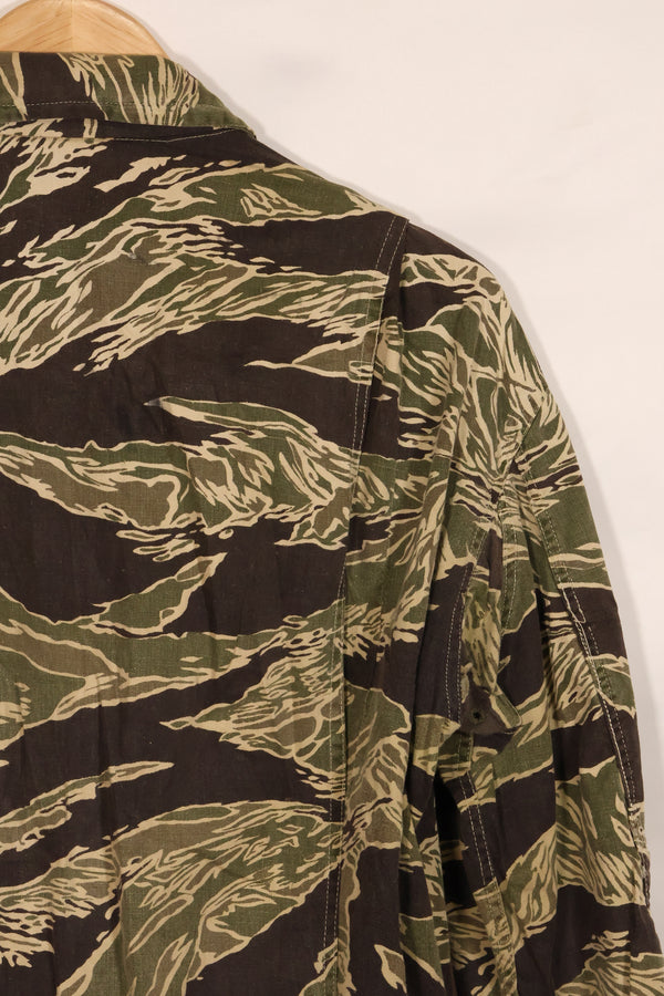 1960s 42R Okinawa Tiger Pattern Tiger Stripe Flight Suit, used, zipper damaged.