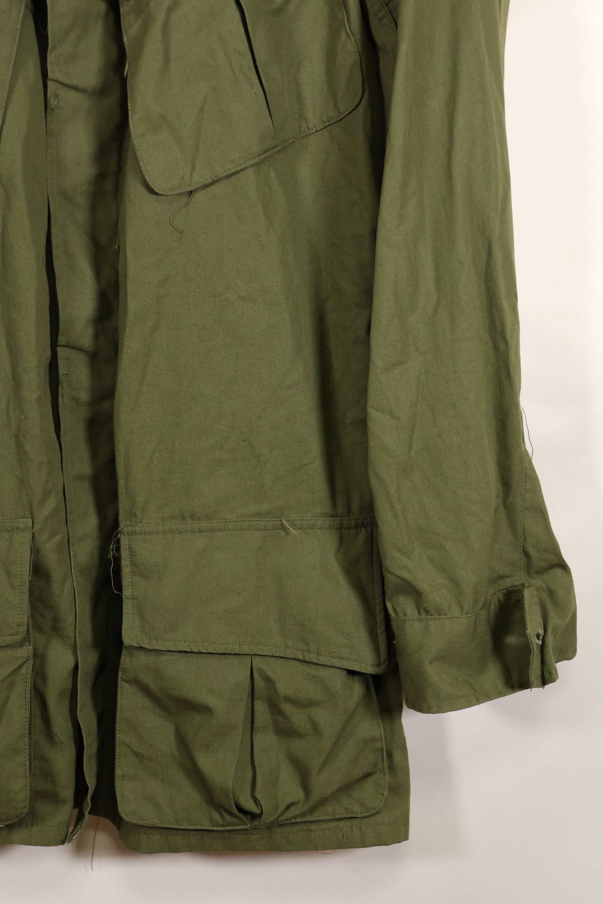 Circa 1967 M-L Deadstock 3rd Model Jungle Fatigue Jacket Non Rip