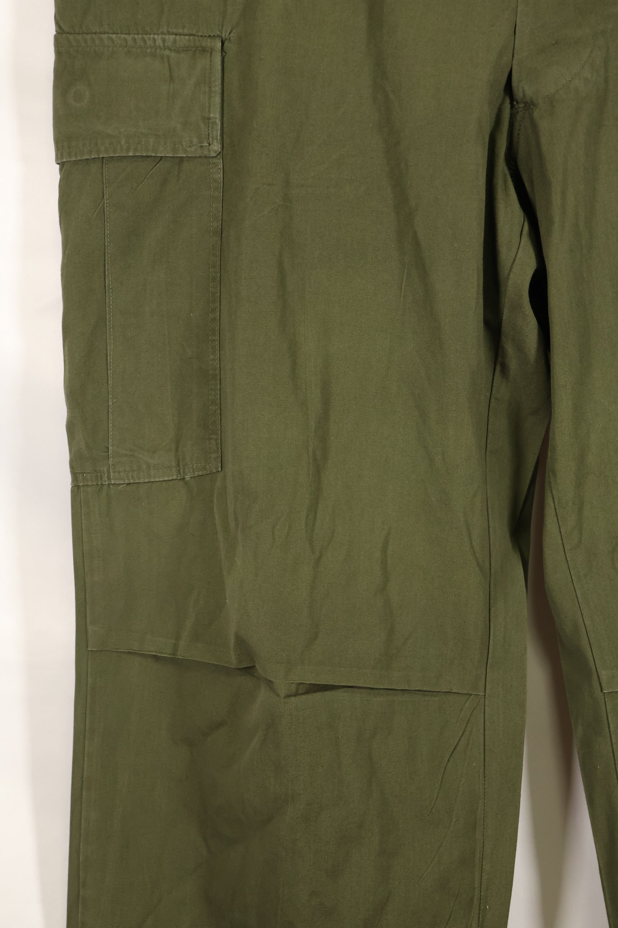 Circa 1967 L-R Non Rip 3rd Model Jungle Fatigue Pants, good condition, used.