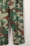 Real Japan Ground Self-Defense Force 1980's Kumazasa camouflage pants, used, scratches.