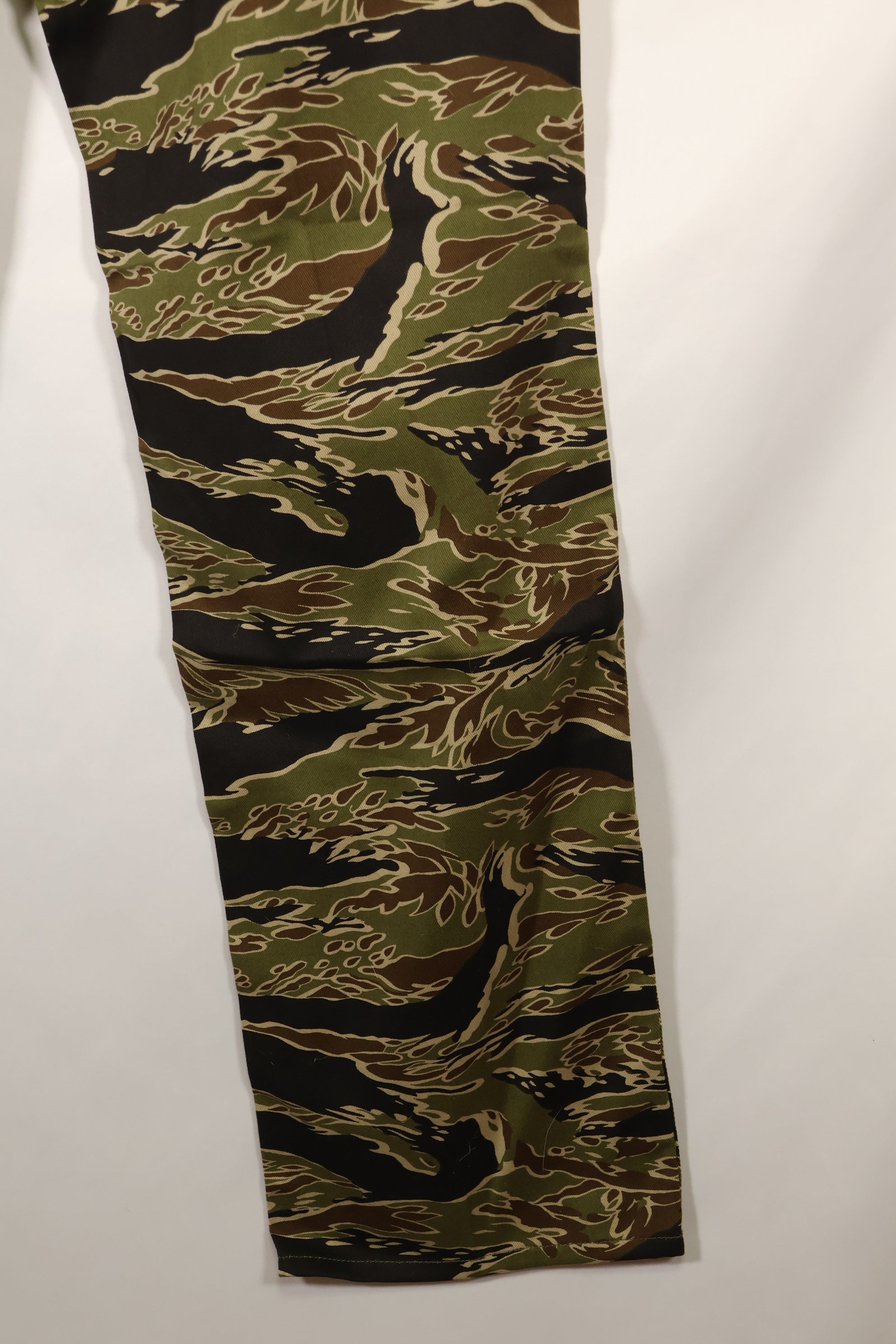 2024 US-XXL MILITARIA 1911 Early Gold Tiger US Cut Pants Sample Used