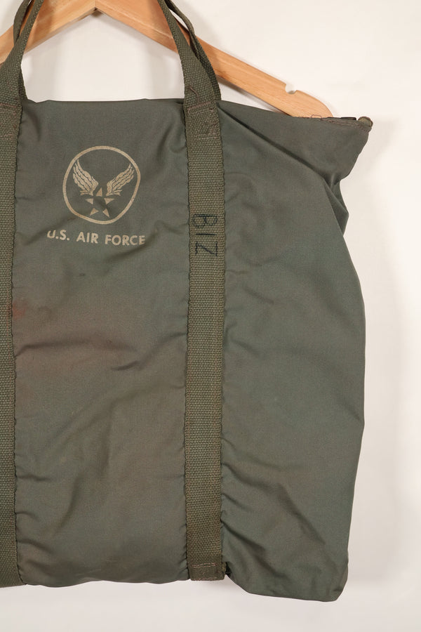 20世纪50年代美国空军早期型号头盔包，拉链完好，品相极佳，二手