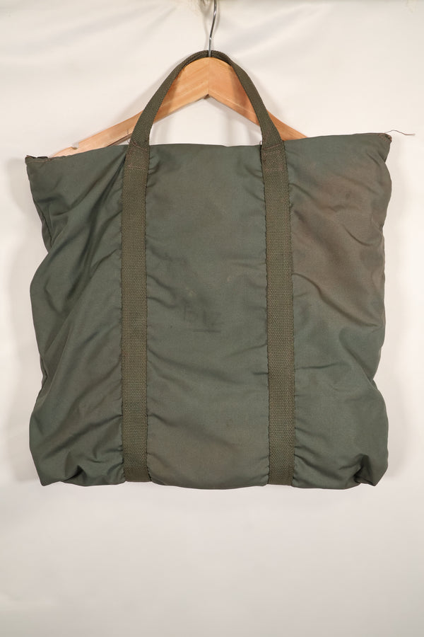 20世纪50年代美国空军早期型号头盔包，拉链完好，品相极佳，二手