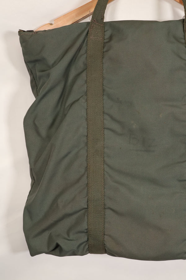 20世纪50年代美国空军早期型号头盔包，拉链完好，品相极佳，二手