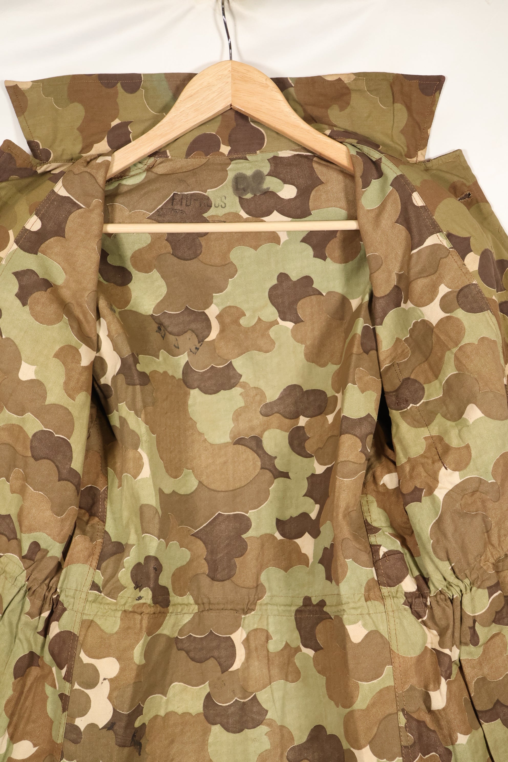 20 世纪 60 年代 ARVN 野战宪兵米切尔迷彩野战夹克，二手，B 级。