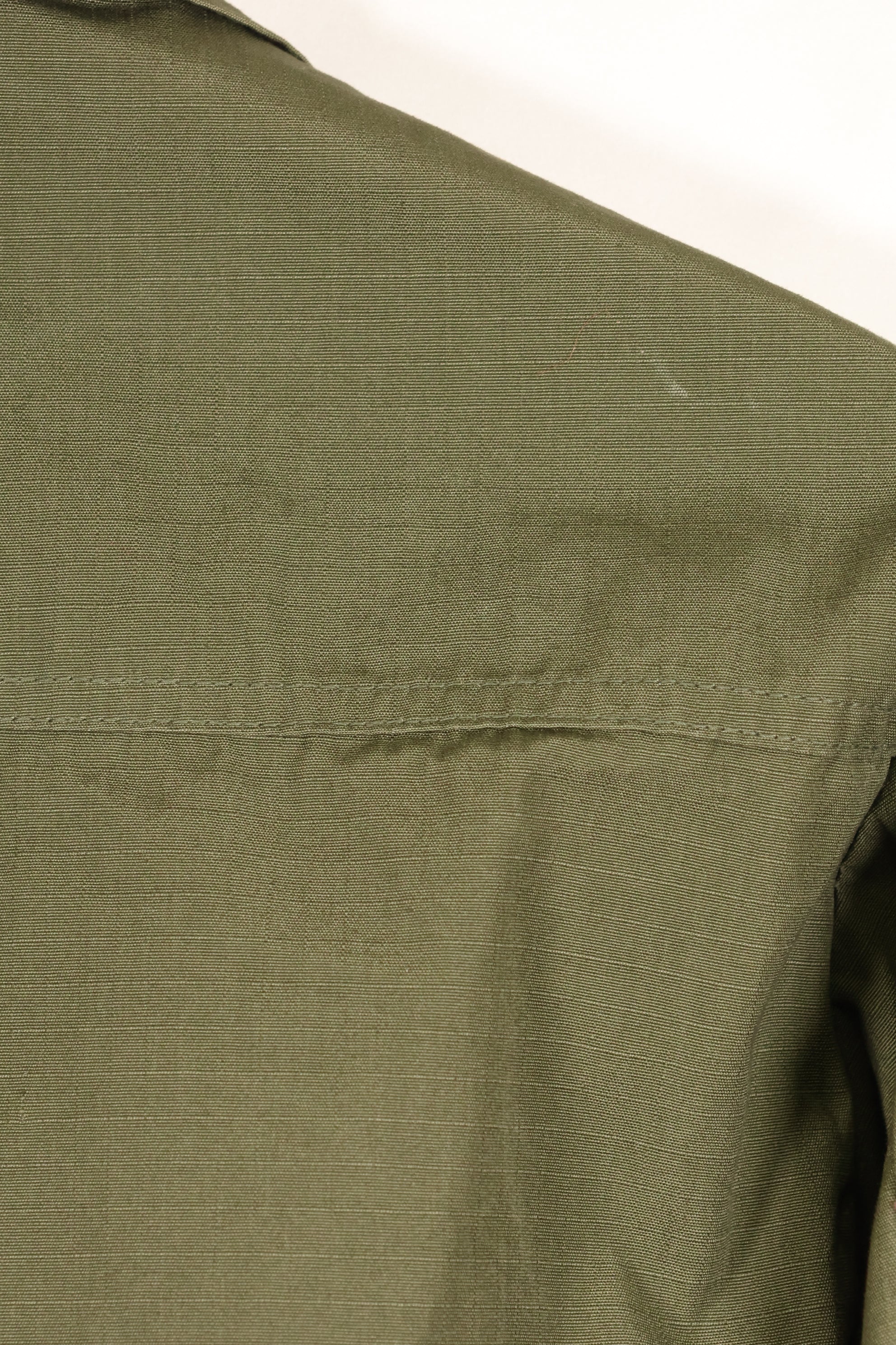 1968 年 S-R 第四版丛林疲劳夹克肯尼迪中心，几乎未使用。