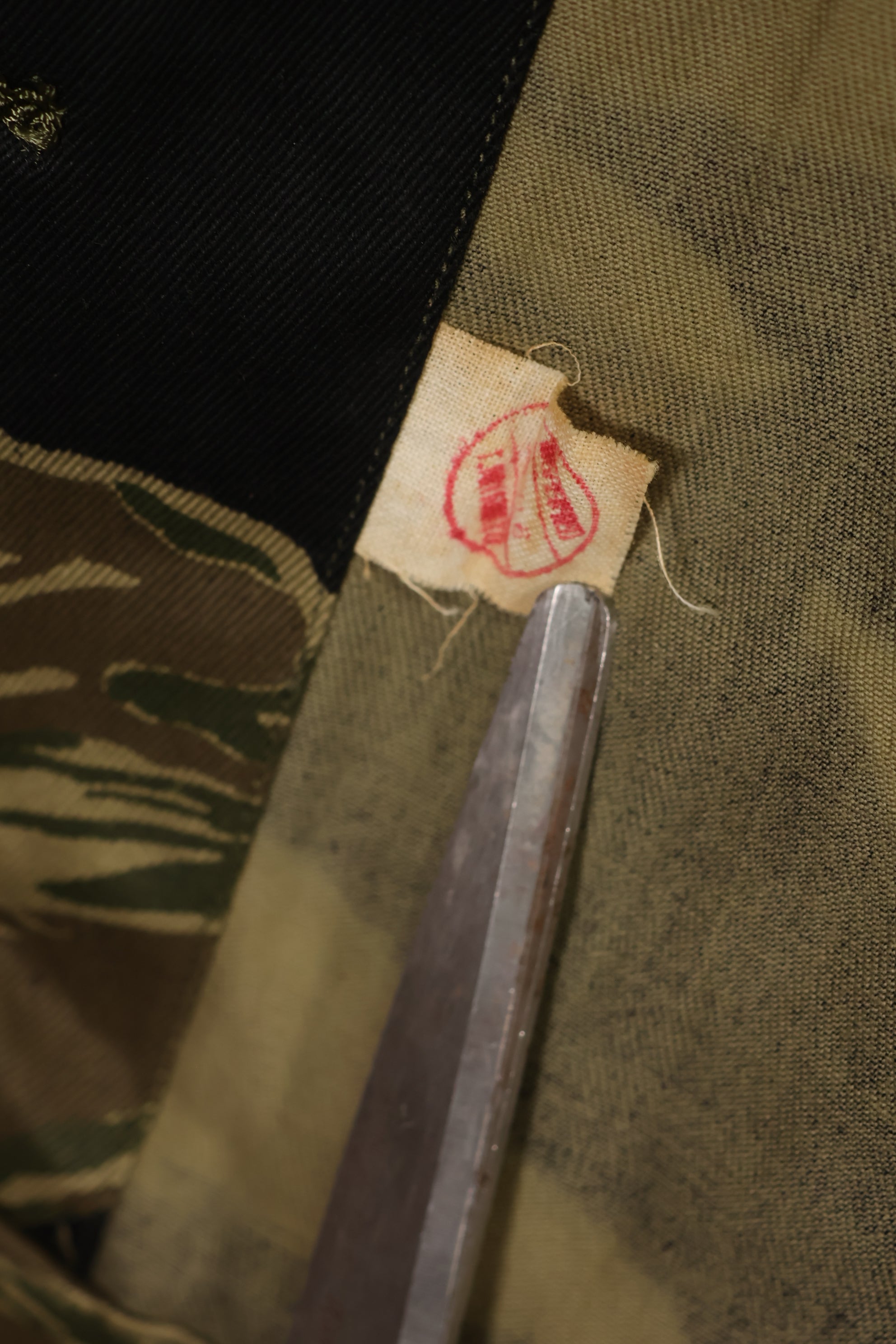 Dead stock Okinawa Tiger Tiger stripe US cut shirt US-S with Okinawa Inspected Stamp A