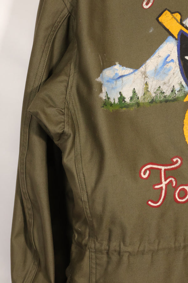 1940s US Army M43 Field Jacket 2nd Inf Custom Painted Jacket, almost unused.