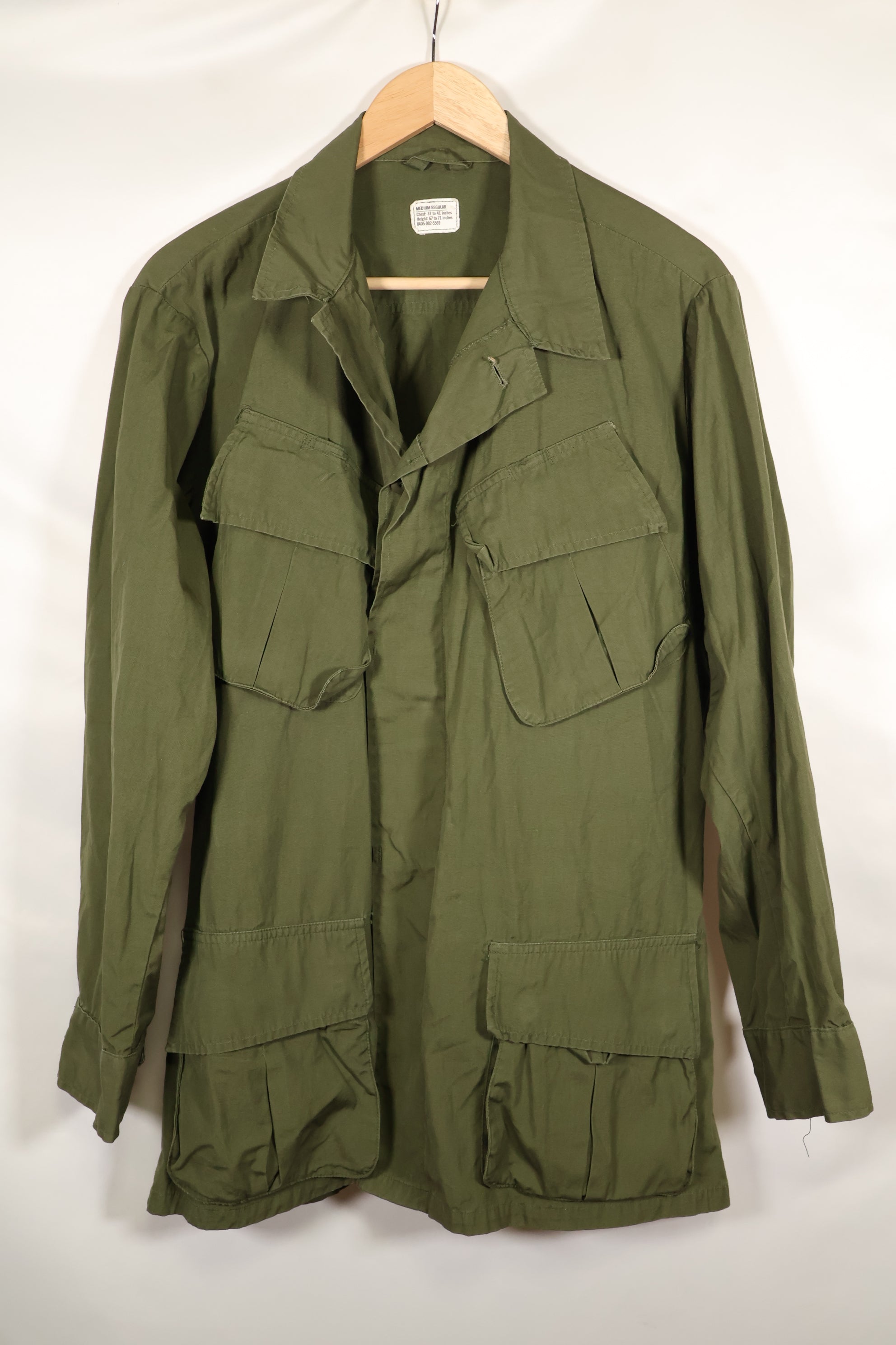 1967 年 Contract M-R 3rd Model Jungle Fatigue Jacket，状况良好，使用过。