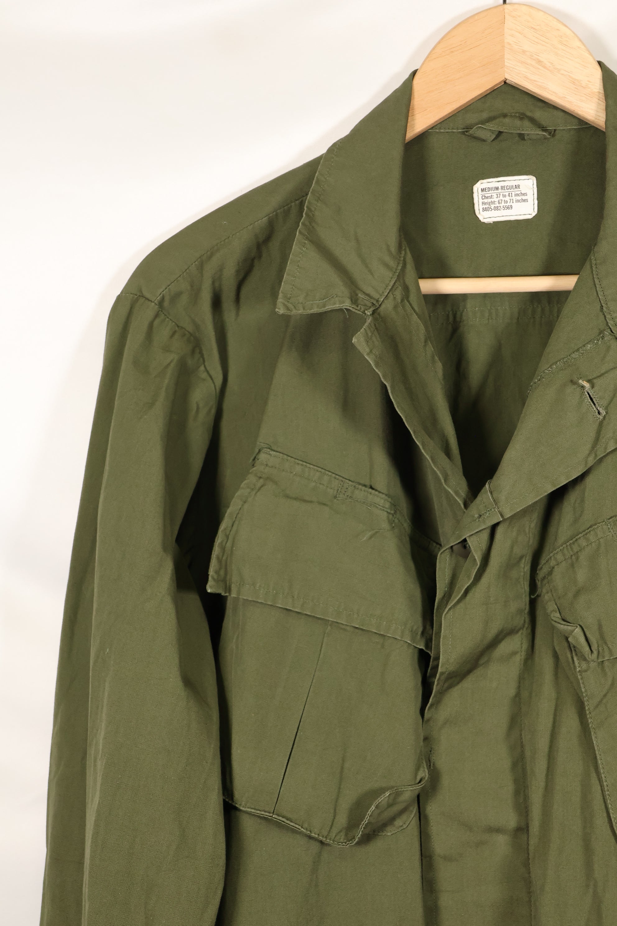 1967 年 Contract M-R 3rd Model Jungle Fatigue Jacket，状况良好，使用过。