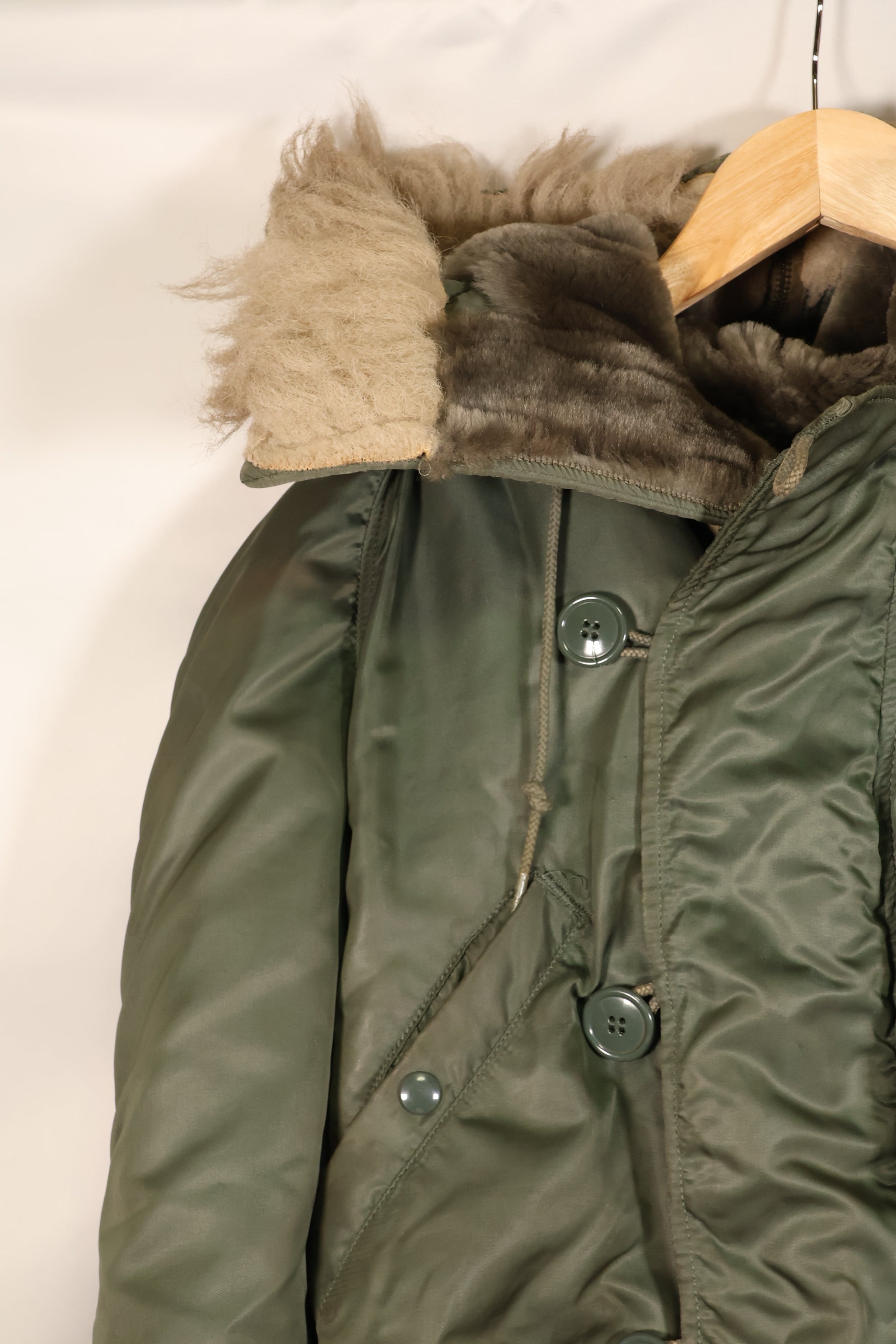 Late 1980s, MEDIUM, Civilian Use, Made by Alpha Industries, N2-B Flight Jacket, Used