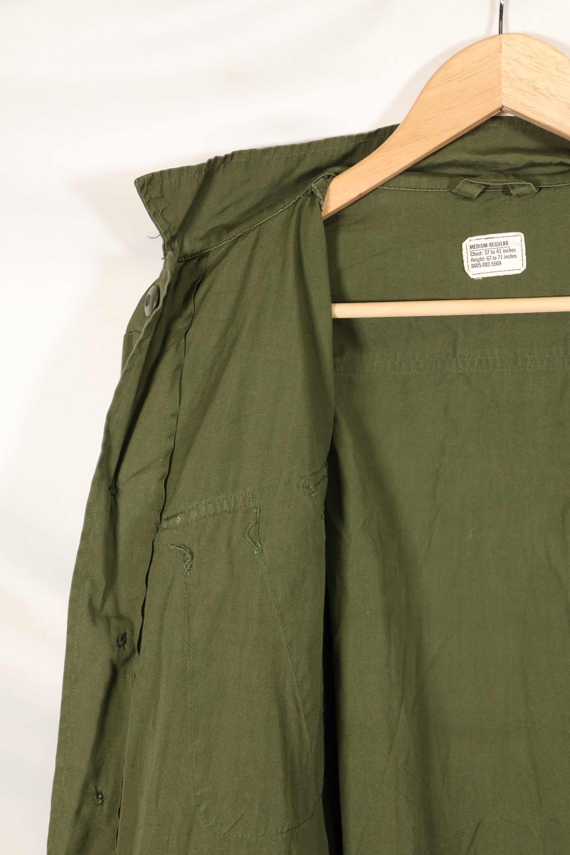 1967 年 Contract M-R 3rd Model Jungle Fatigue Jacket，状况良好，使用过。