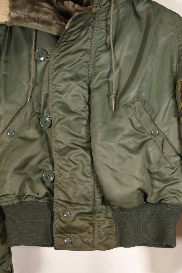 Late 1980s, MEDIUM, Civilian Use, Made by Alpha Industries, N2-B Flight Jacket, Used