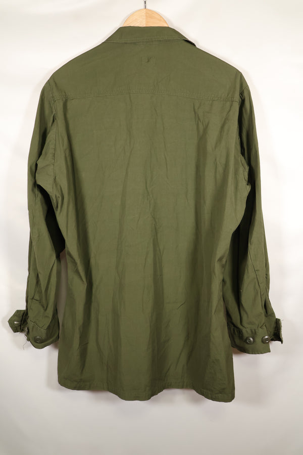 1967 年 Contract M-R 3rd Model Jungle Fatigue Jacket，状况良好，使用过。