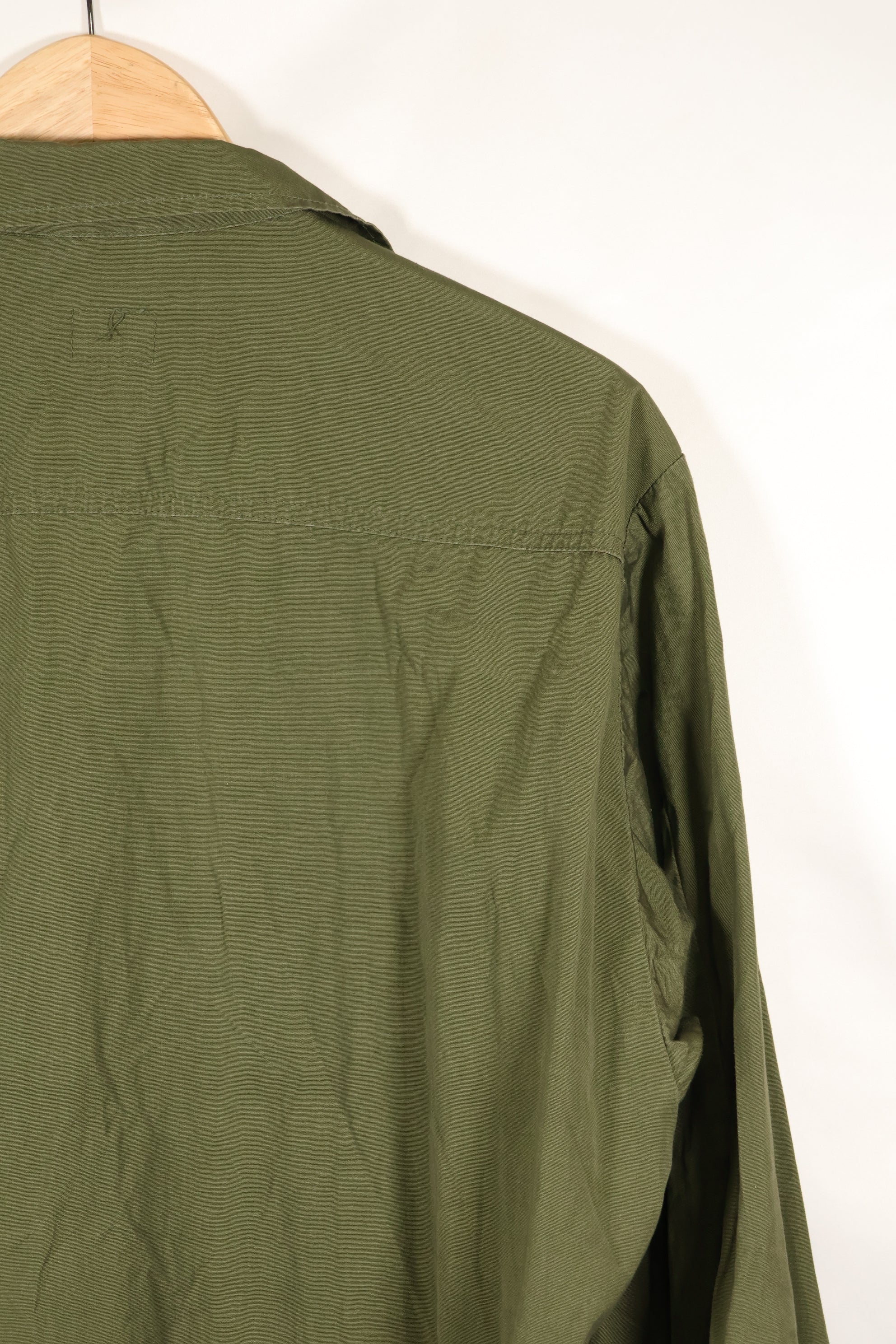 1967 年 Contract M-R 3rd Model Jungle Fatigue Jacket，状况良好，使用过。