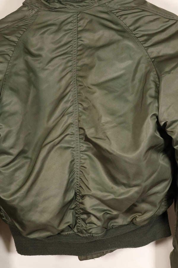 Late 1980s, MEDIUM, Civilian Use, Made by Alpha Industries, N2-B Flight Jacket, Used