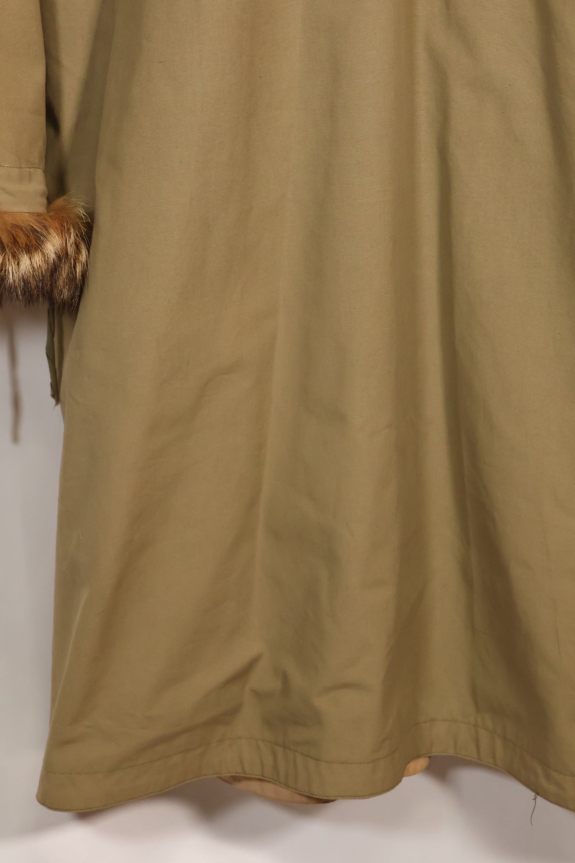 1940年代全新库存美军M1942雪地派克大衣，含原装尺码标签，未使用过