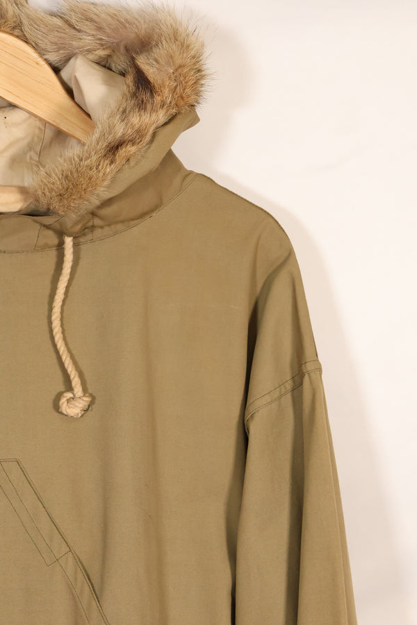 1940年代全新库存美军M1942雪地派克大衣，含原装尺码标签，未使用过