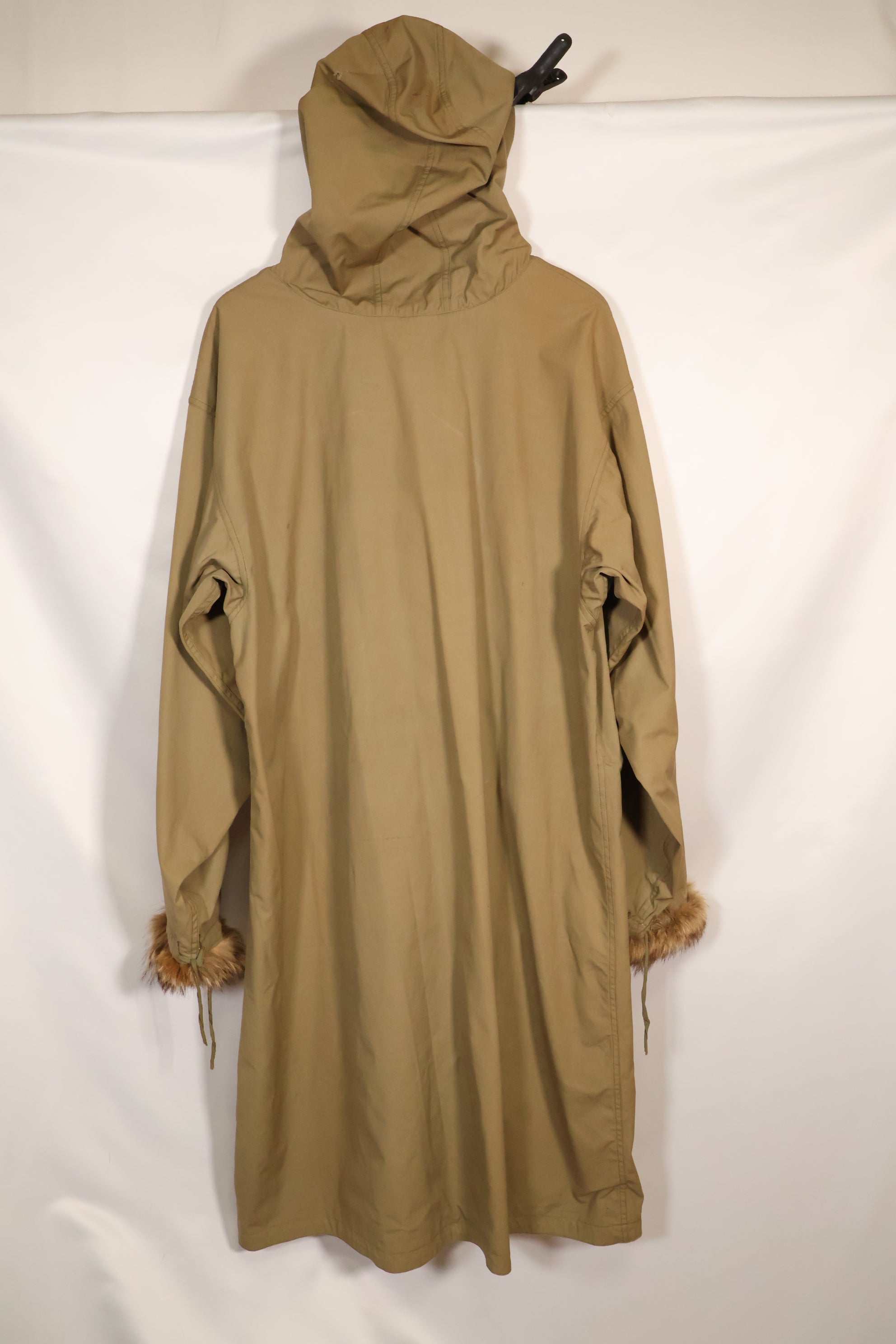 1940年代全新库存美军M1942雪地派克大衣，含原装尺码标签，未使用过