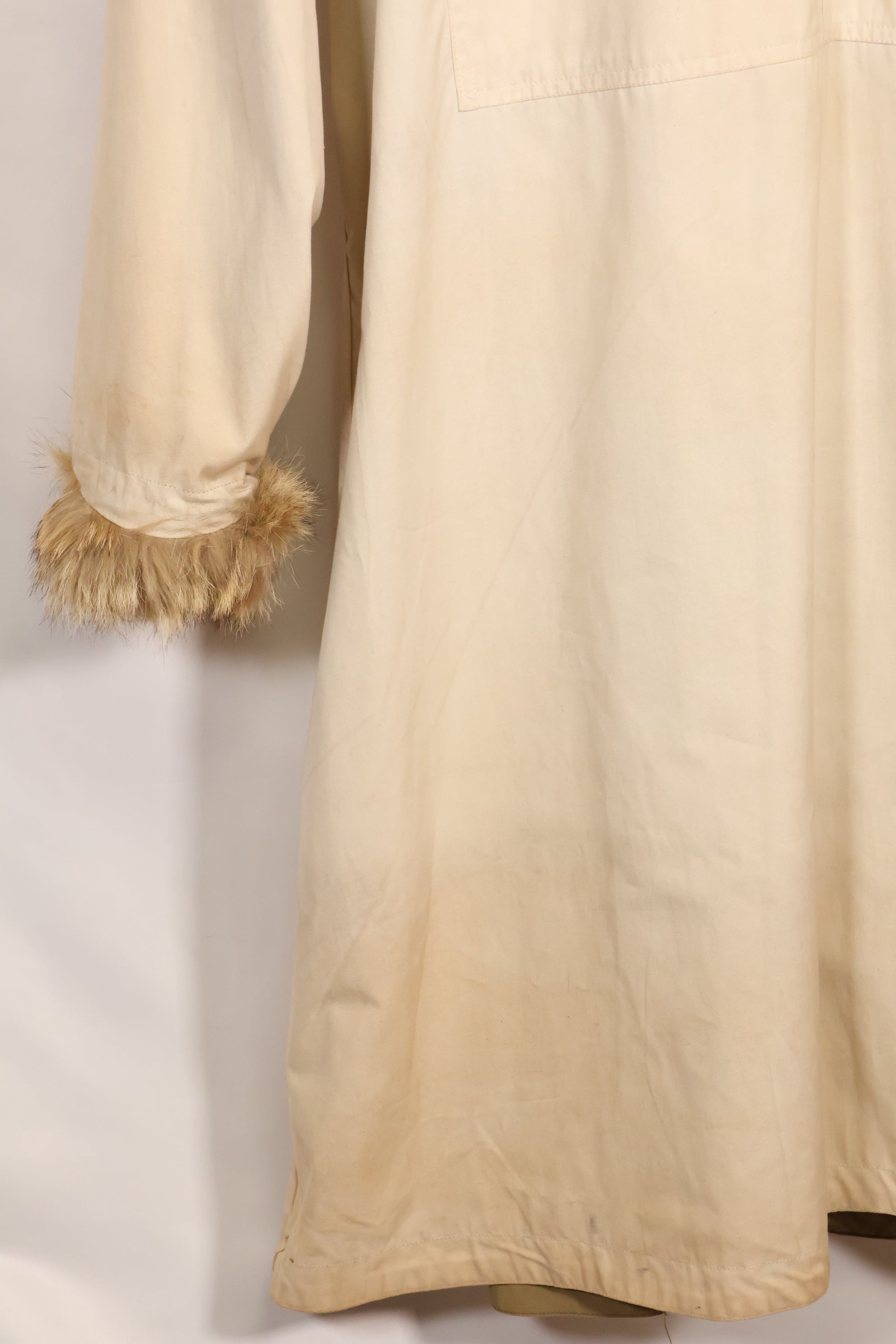 1940年代全新库存美军M1942雪地派克大衣，含原装尺码标签，未使用过