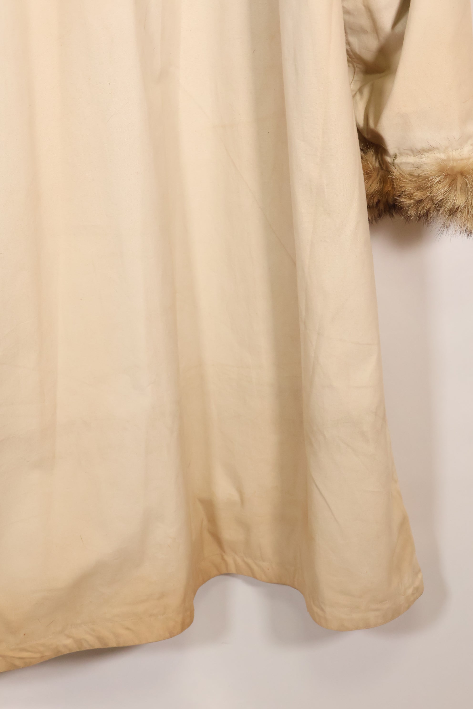 1940年代全新库存美军M1942雪地派克大衣，含原装尺码标签，未使用过