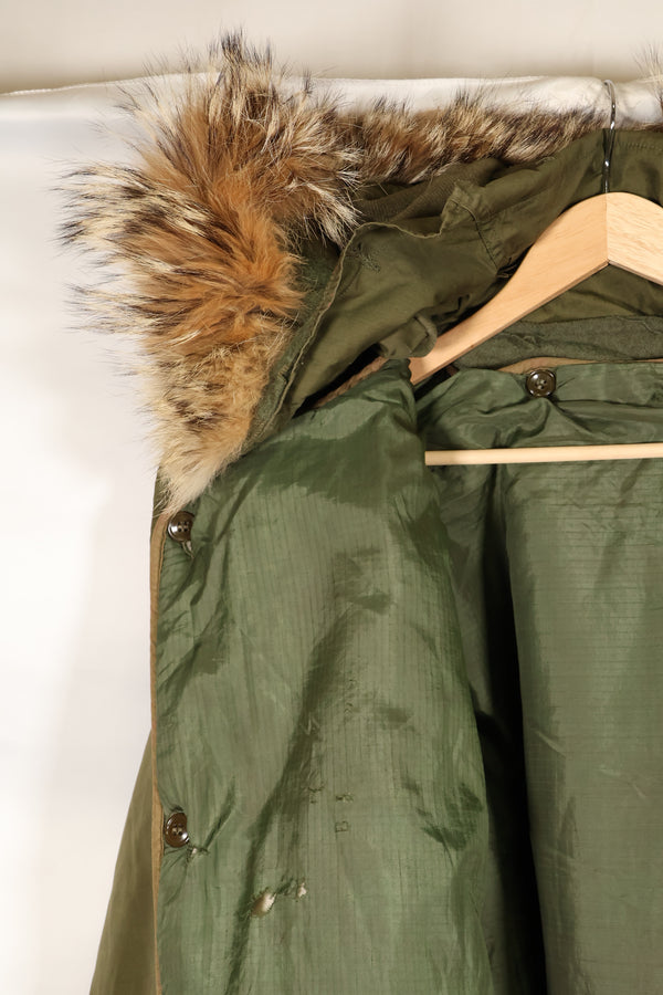 Early 1950s M51 Field Parka with fishtail wool pile liner, used.