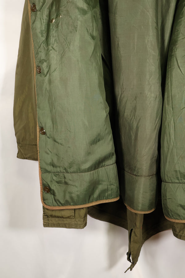 Early 1950s M51 Field Parka with fishtail wool pile liner, used.