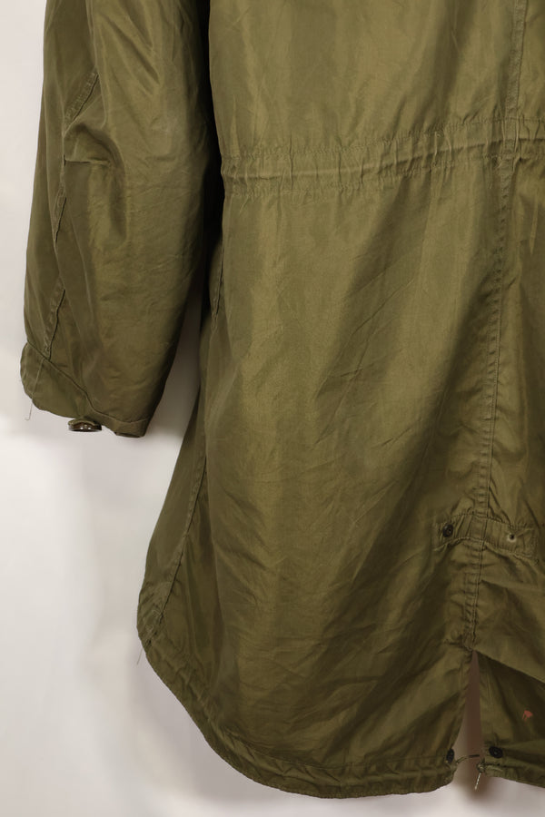 Early 1950s M51 Field Parka with fishtail wool pile liner, used.