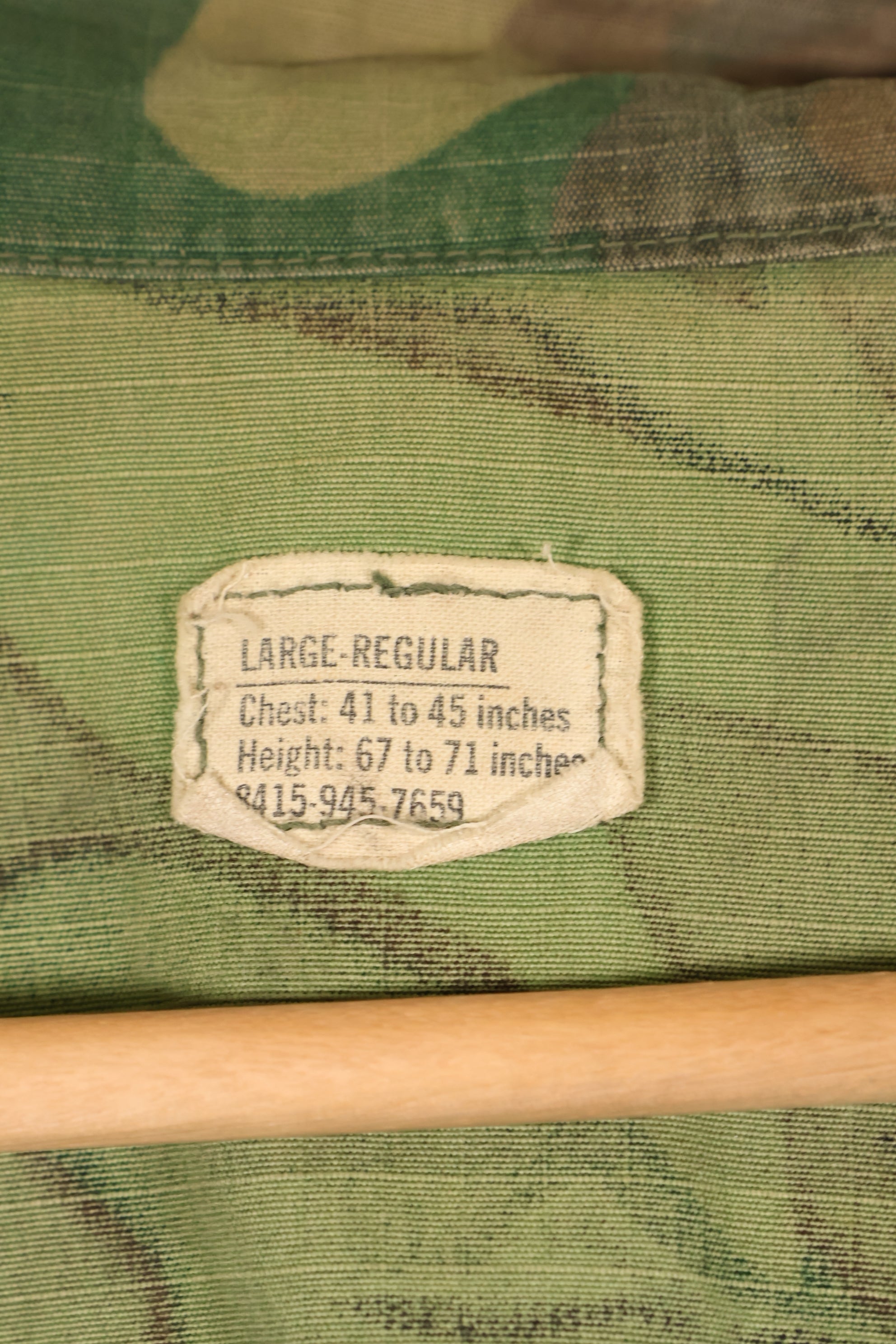 1968 年合同 L-R 防撕裂 ERDL 迷彩丛林作战服夹克，状况良好，使用过。