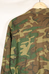 1968 年合同 L-R 防撕裂 ERDL 迷彩丛林作战服夹克，状况良好，使用过。