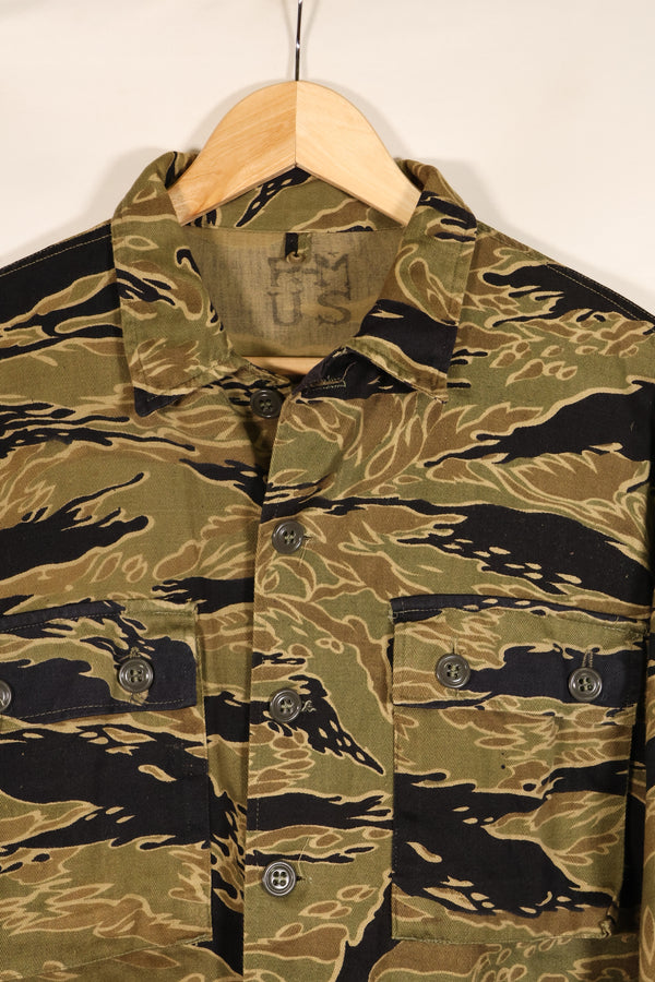 Late 1960s US-M Gold Tiger Tiger Stripe US-cut shirt, in good condition