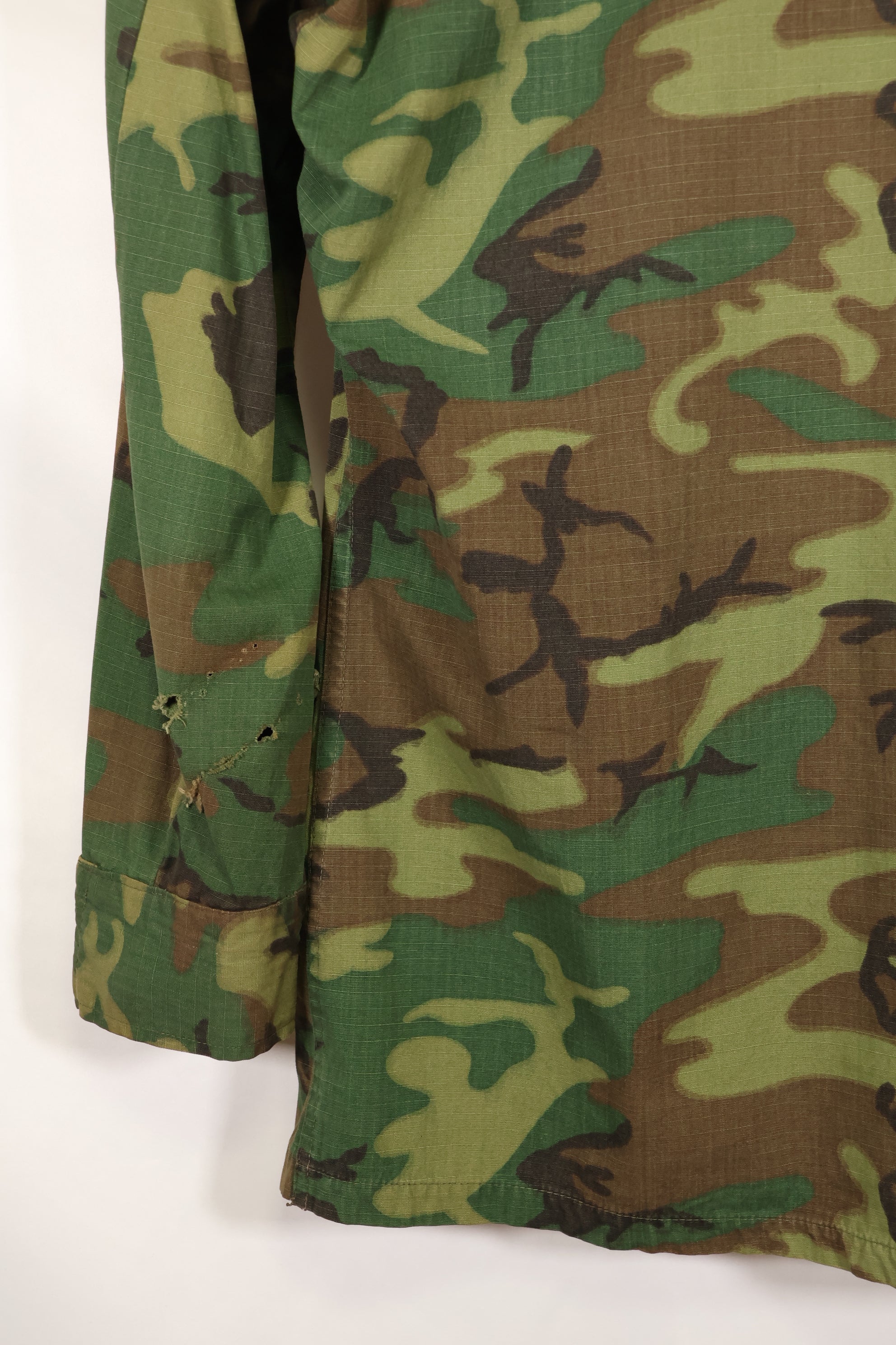 1969 Contract M-S Ripstop ERDL Camouflage Jungle Fatigue Jacket, faded, used, B