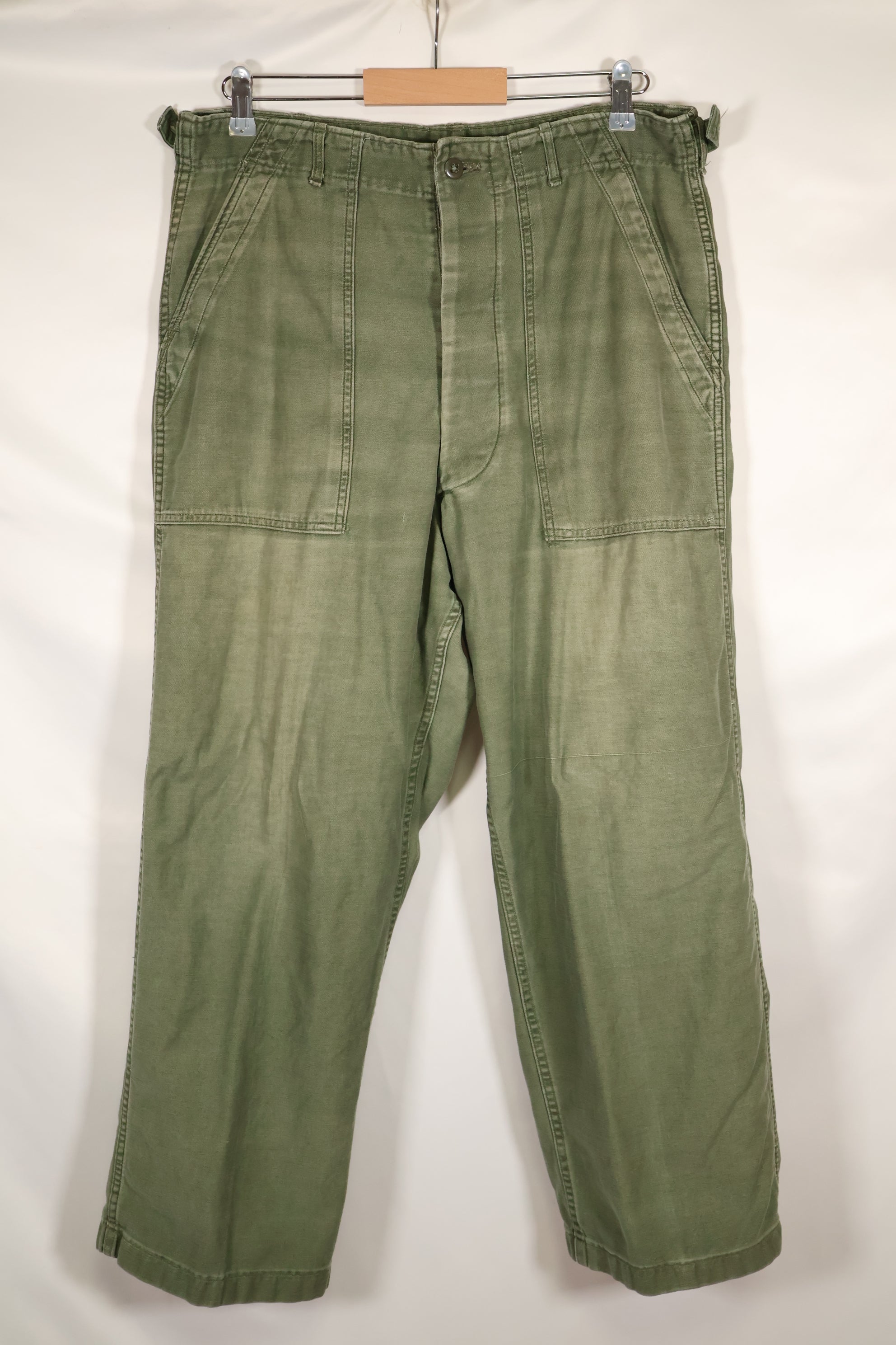1961 contract, estimated size 36 OG-107 utility pants, baker pants, used.