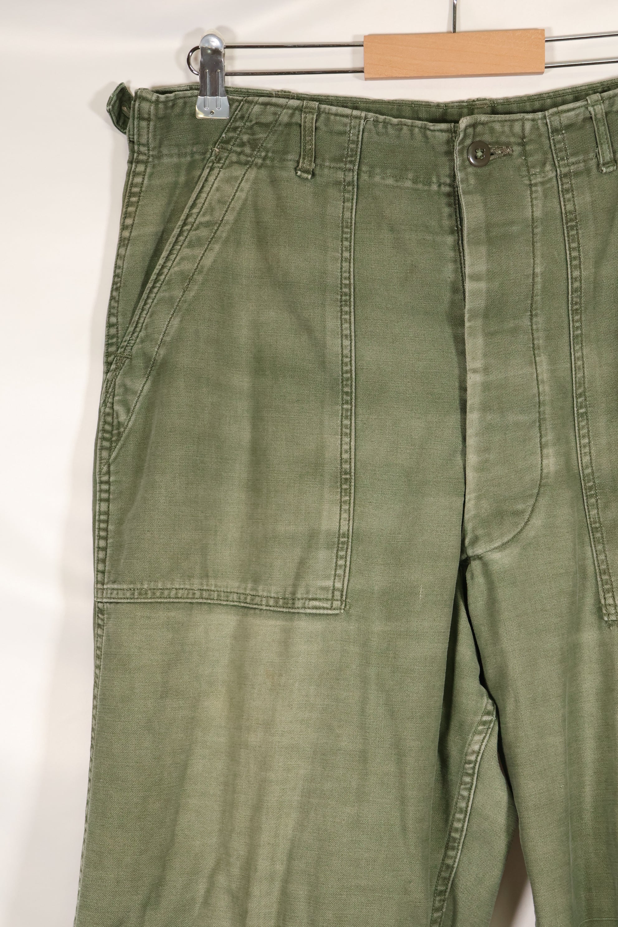 1961 contract, estimated size 36 OG-107 utility pants, baker pants, used.