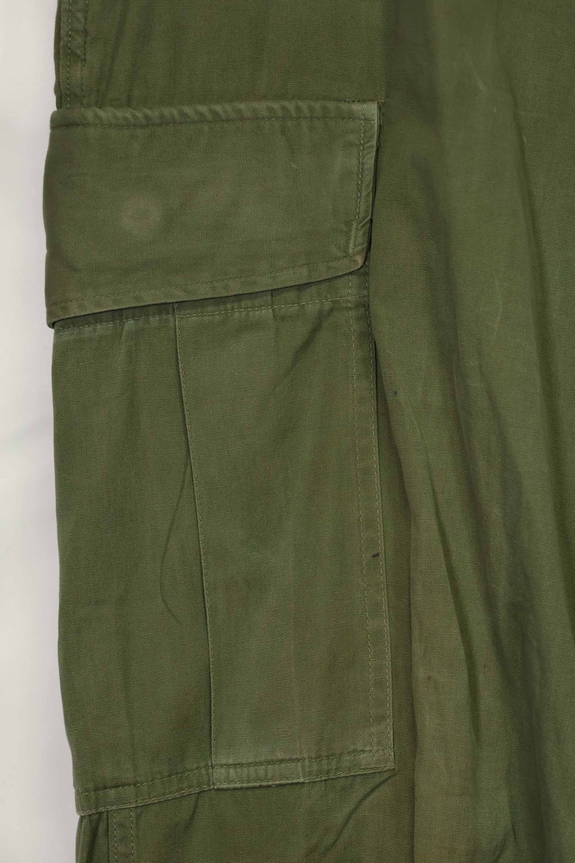 Estimated 1967 Contract 3rd Model Non Ripstop Jungle Fatigue Pants M-R Good Condition Used