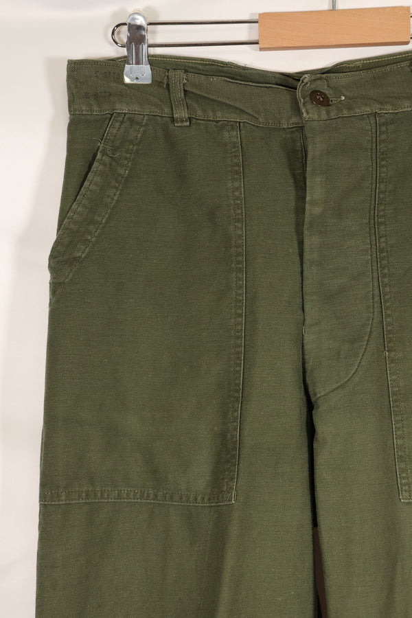 20 世纪 60 年代初，估计 34 OG-107 Utility trousers 贝克长裤，二手。