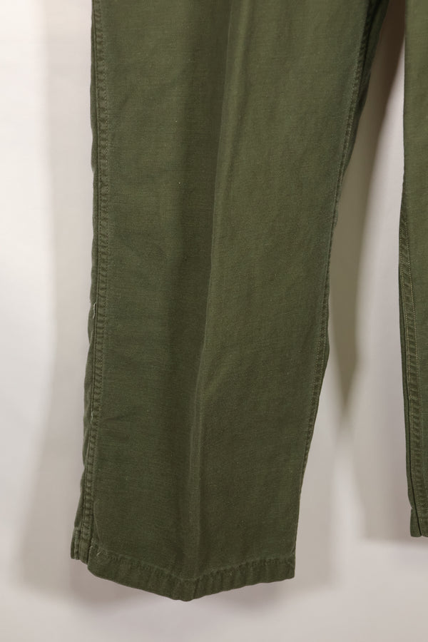 20 世纪 60 年代初，估计 34 OG-107 Utility trousers 贝克长裤，二手。