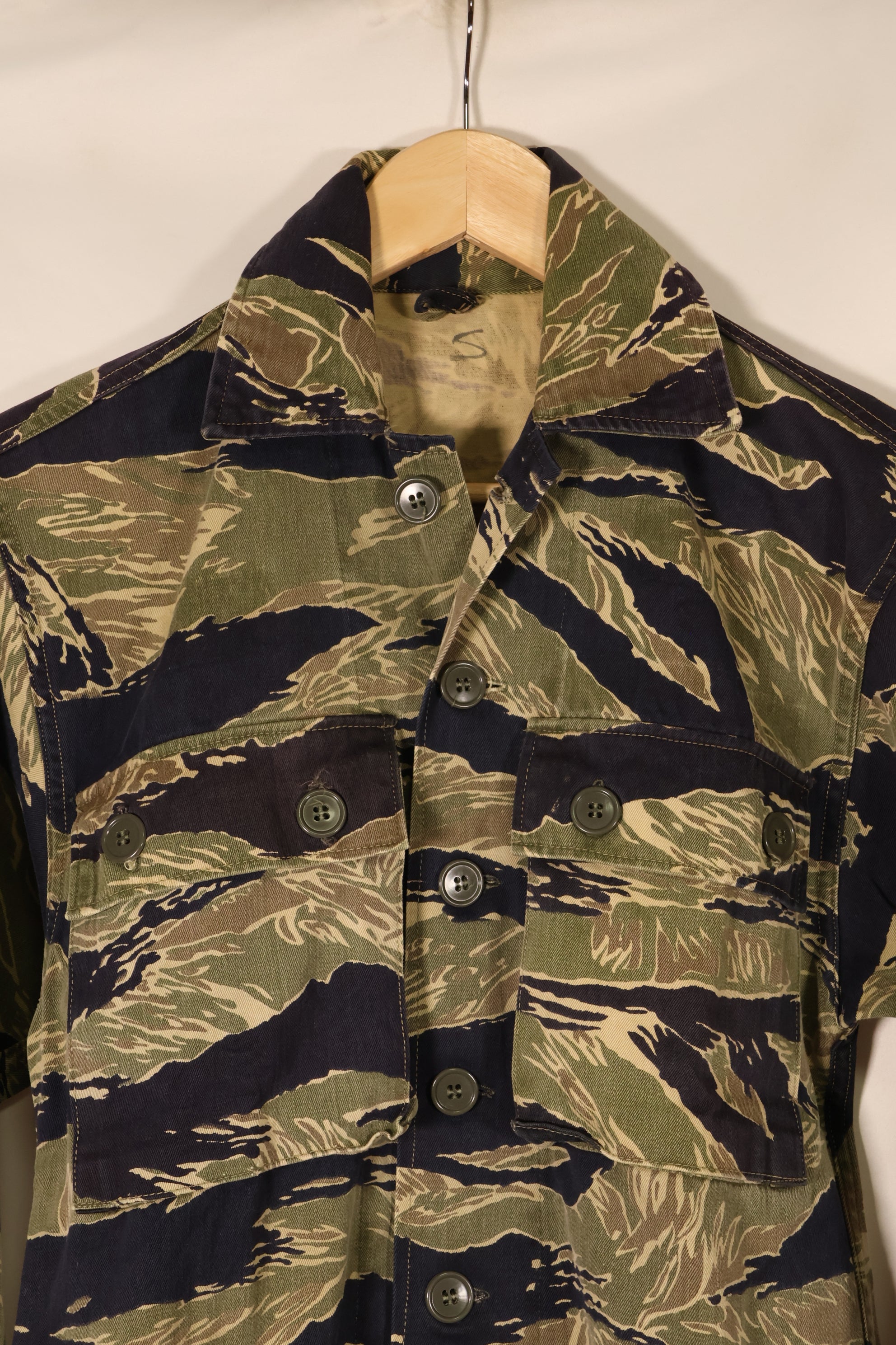 Circa 1965, Made in Japan, US-S, Okinawa Tiger Pattern, Tiger Stripe, US-cut shirt, JWD, Used