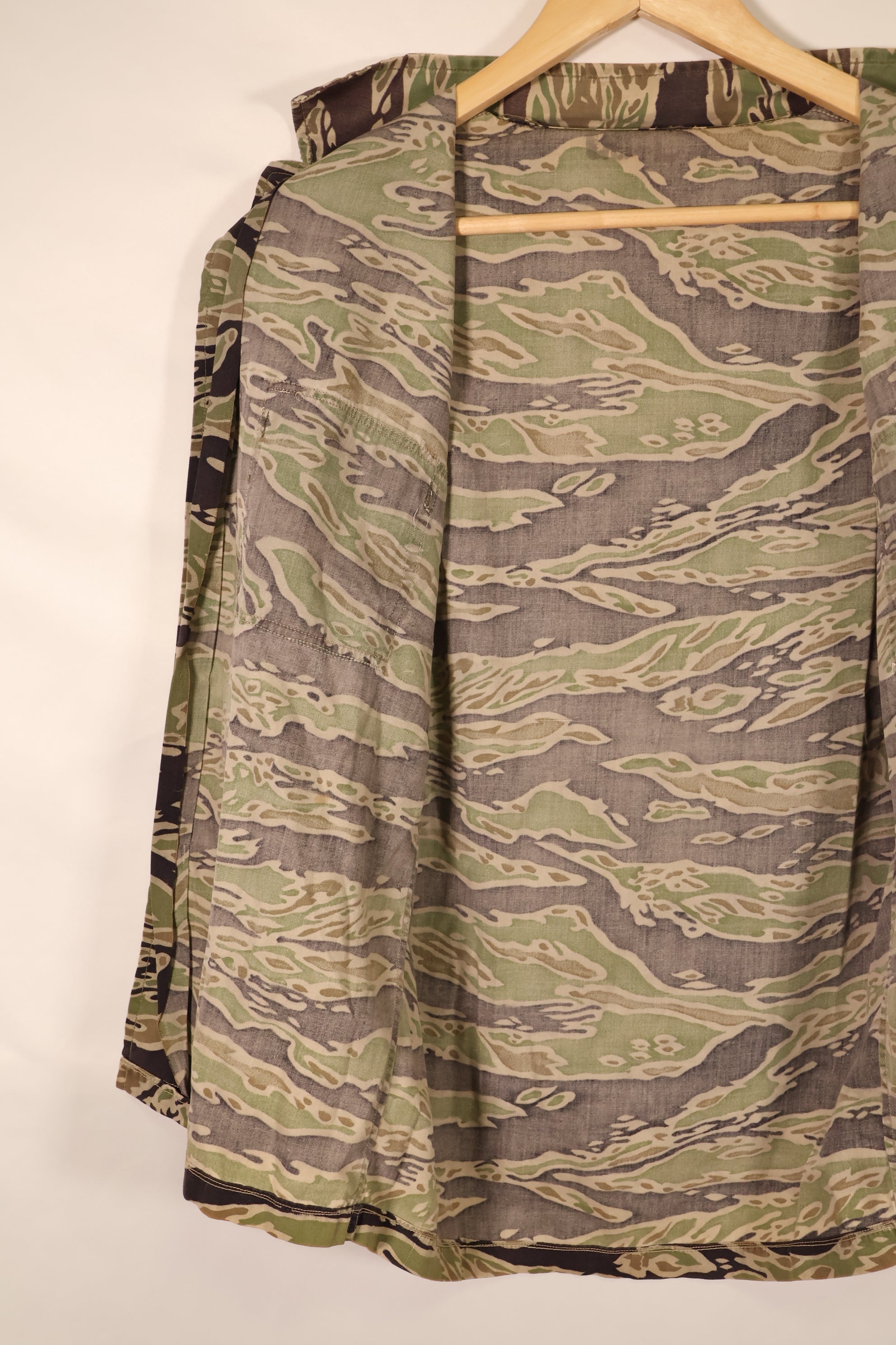 Late 1960s—Estimated US-S—Late War Lightweight—Tiger Stripe—Shirt—Some wear and fading—Used