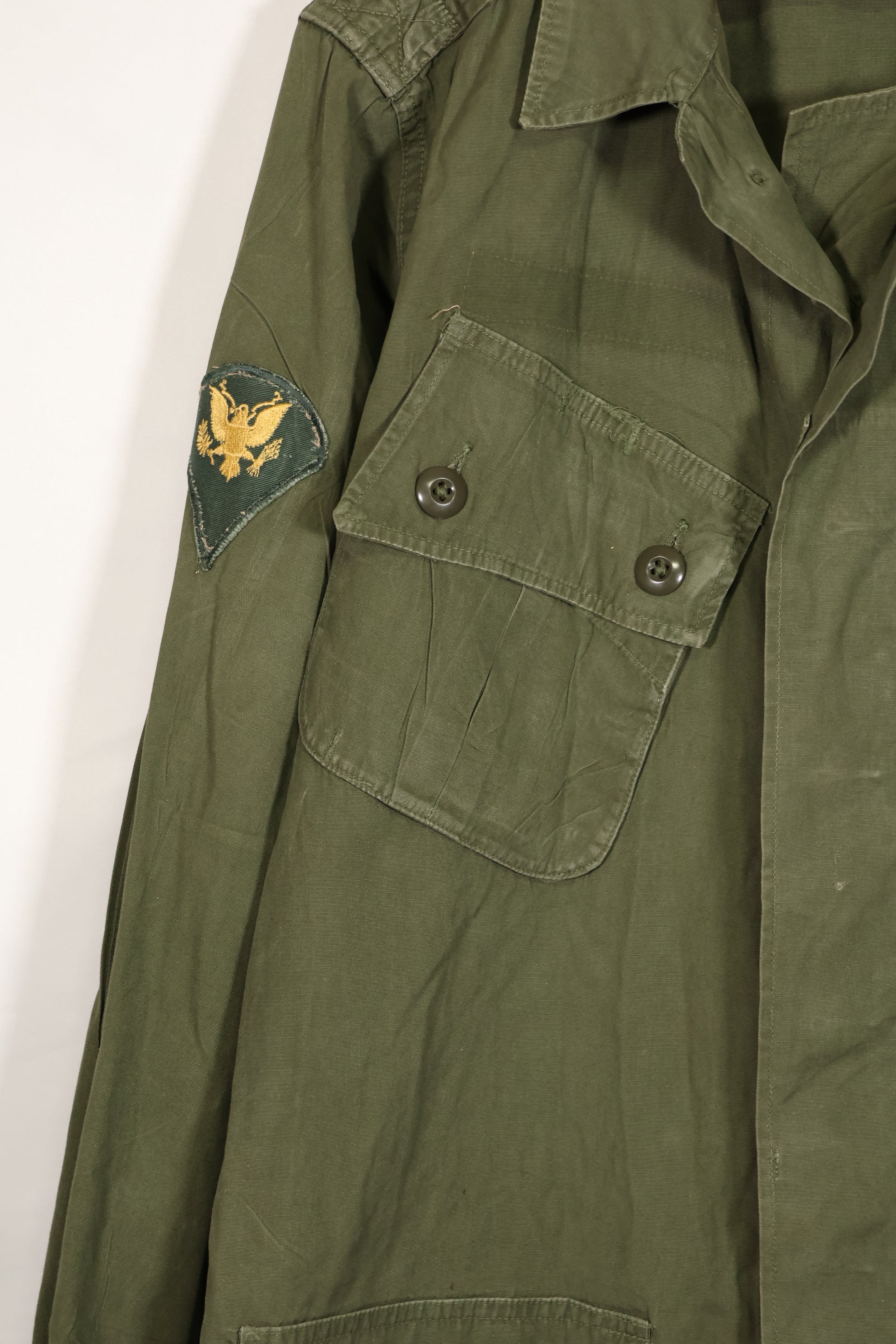 Real 1st Model Jungle Fatigue Jacket with patch, used.