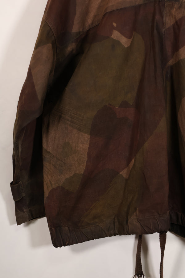 Real British Army SAS smock WINDPROOF camouflage smock, size unknown, heavy fabric, black dyed, used.