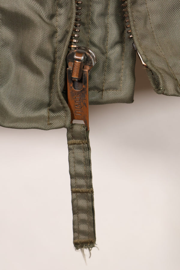 二手美国海军 CWU-45P 飞行夹克，中号，20 世纪 70 年代末