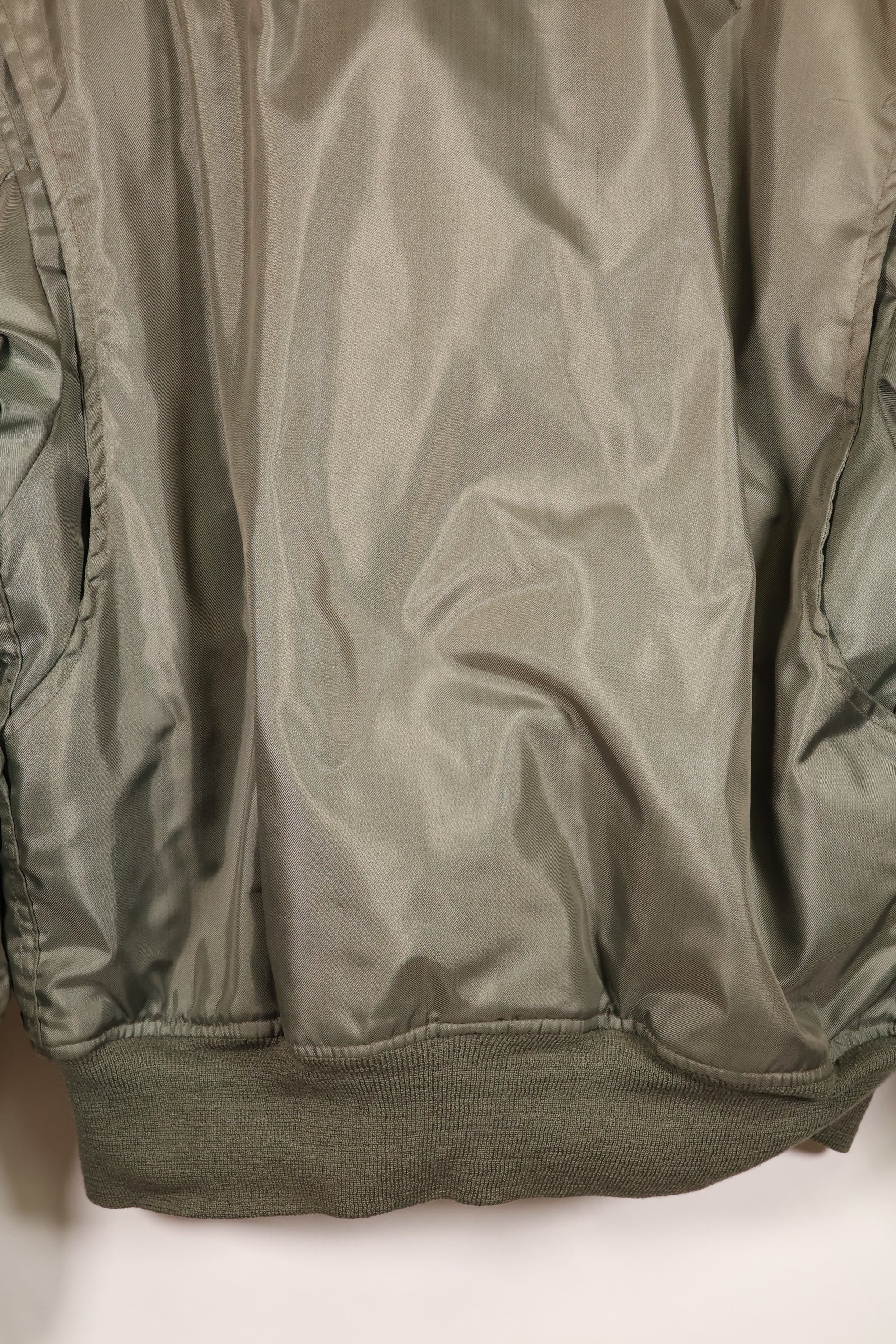 二手美国海军 CWU-45P 飞行夹克，中号，20 世纪 70 年代末