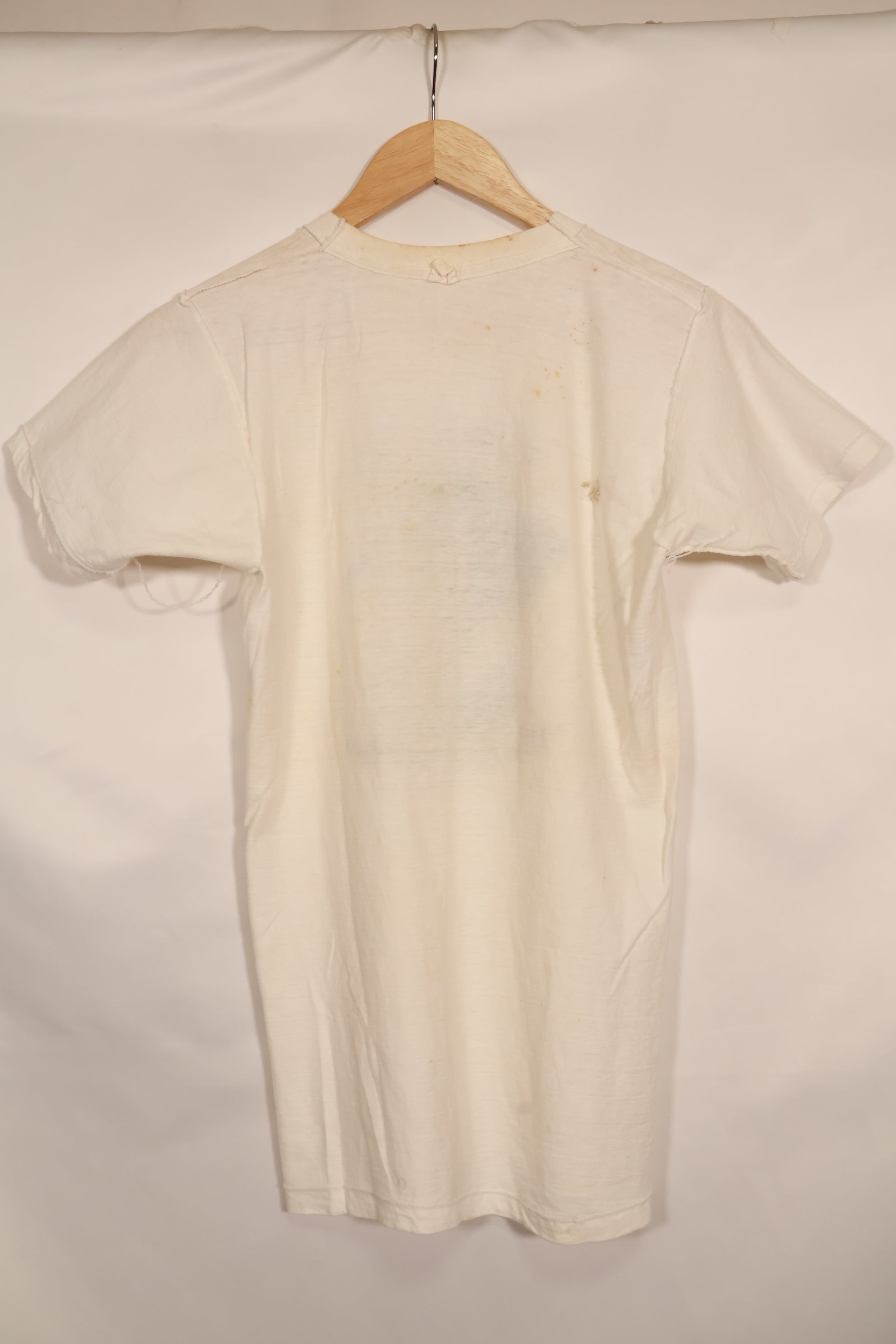 1960s U.S. Army, Vietnam War, 437th Attack Helicopter Company, T-shirt, used.
