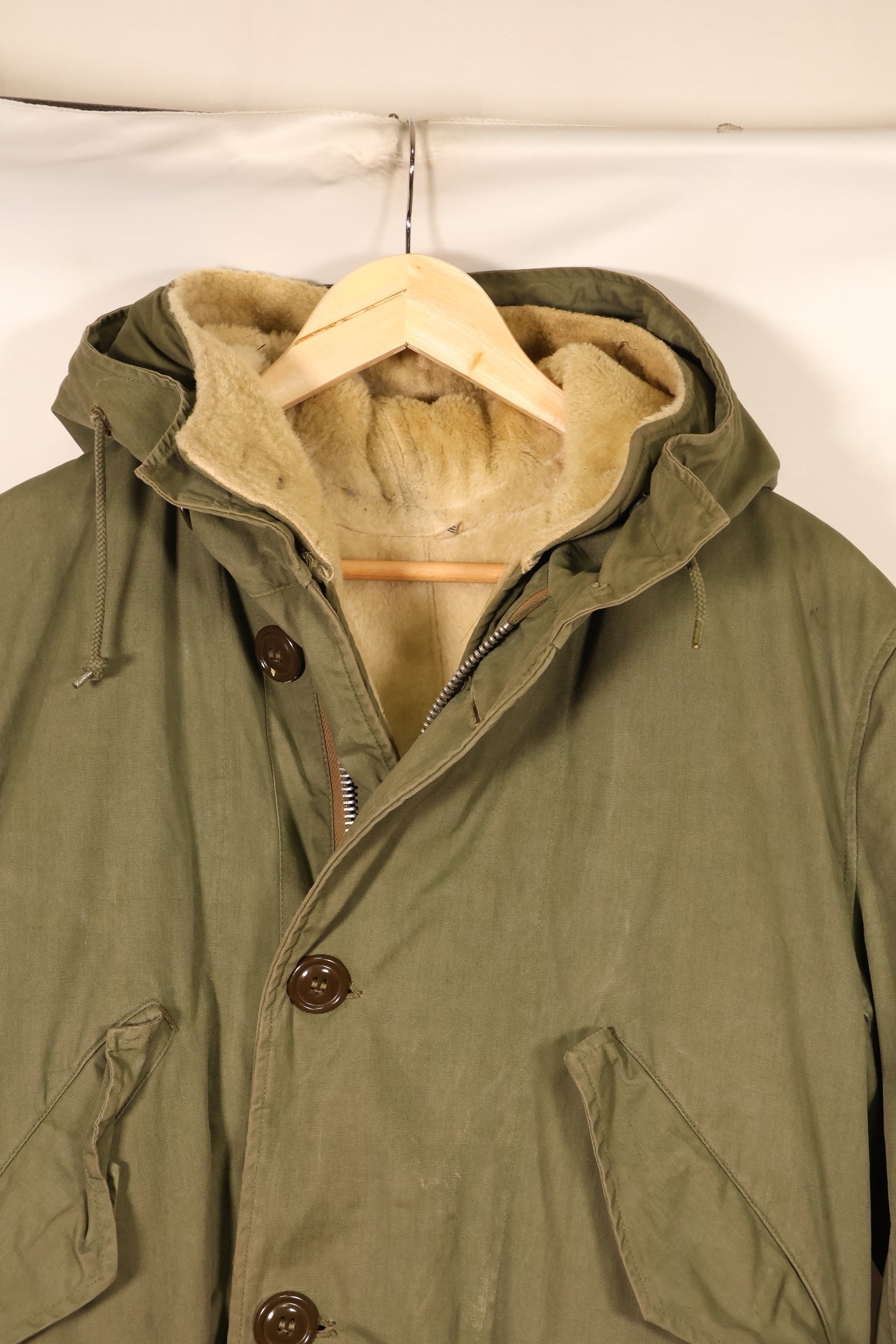 1940s MEDIUM M-1947 Field Parka, Army/Marine Corps, Shows Signs of Wear, Used