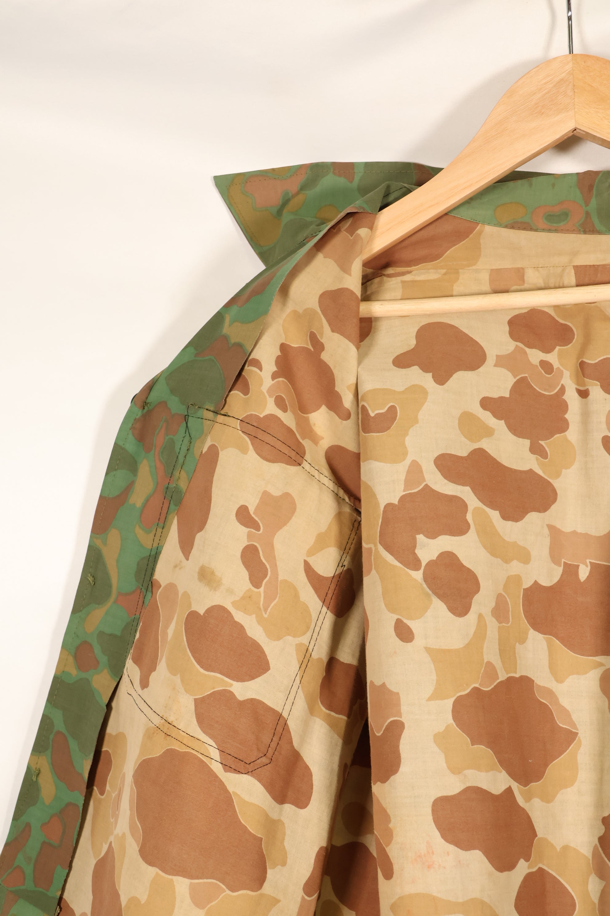 20 世纪 60 年代，私人采购，美国海军陆战队，青蛙皮披风衬衫和长裤套装，南越。