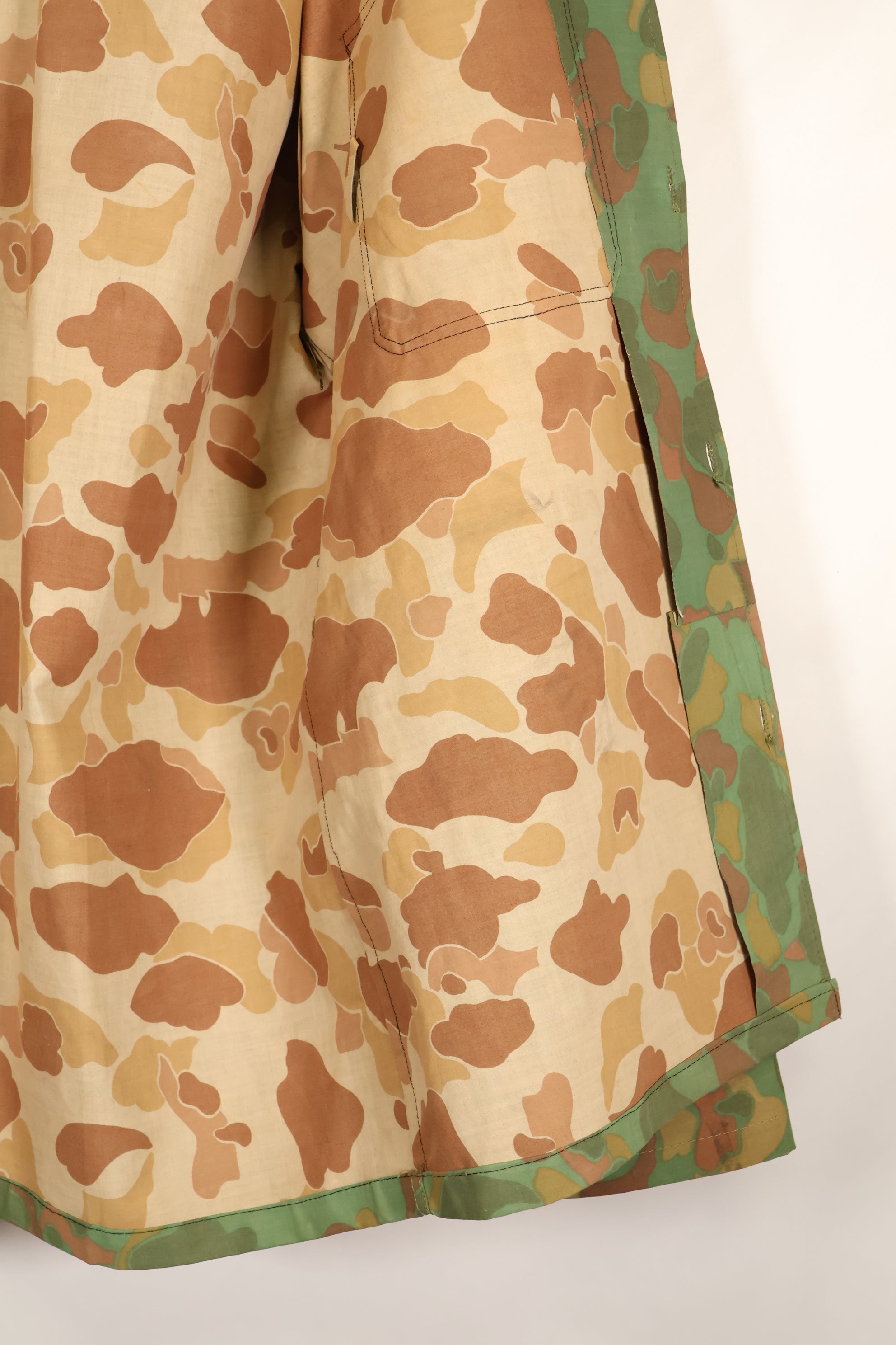 20 世纪 60 年代，私人采购，美国海军陆战队，青蛙皮披风衬衫和长裤套装，南越。